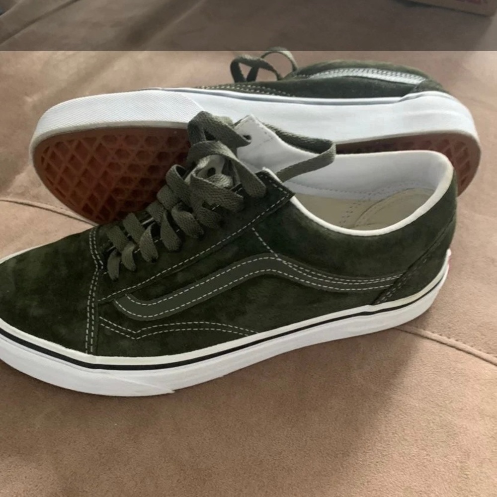 Suede Vans. Very good condition. Size 7.0 mens and 8.5 women